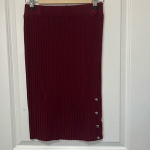 No Boundaries Women’s Ribbed Knit Knee Length Burgundy Pencil Skirt size Small.